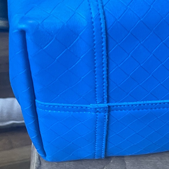 Authentic Bottega Veneta Intrecciato-Mirage Large Tote EUC - Picture 15 of 16